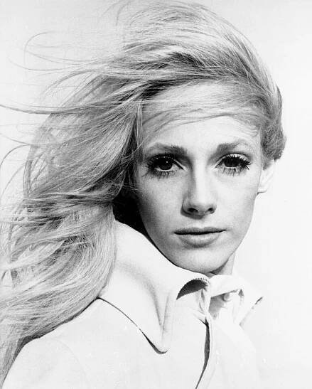 Sondra Locke
