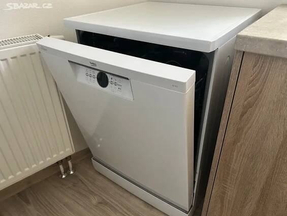 Myčka nádobí Beko BDFN26640WC záruka 1 rok, dovoz