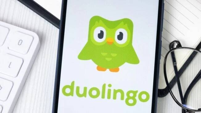 Duolingo CEO Now Stating AI Won't Replace Full Time Employees