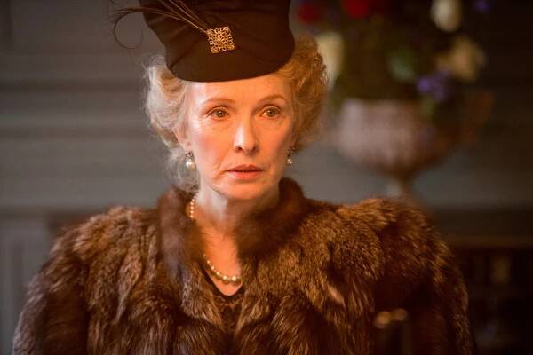 Nepříteli nablízku - Epizoda 5 - Z filmu - Lindsay Duncan