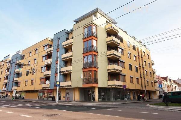 Jana Palacha, Pardubice - Zelené Předměstí