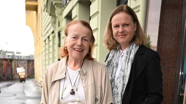 Iva Janžurová zakázala dcerám herectví. Theodora Remundová i její sestra stejně neposlechly