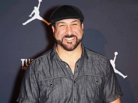 joey fatone hot dogs