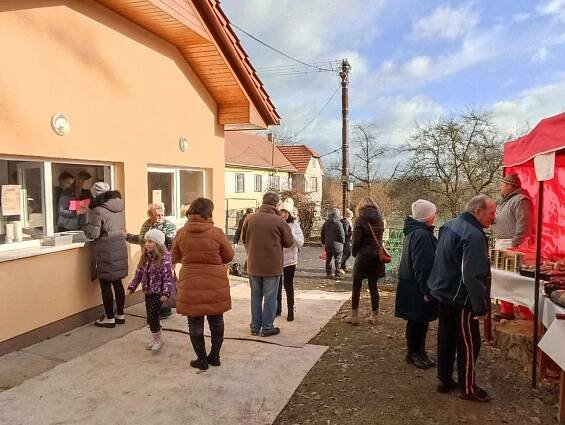 Obecní zabijačka 2024 - Oficiální stránky obce Horní Těšice