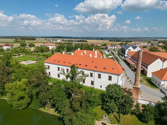 Kam o víkendu na Třebíčsku: ožije zámek a otevře se mlýn i pohádkový les