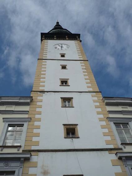 Soubor:Litovel - radnice od spodu.JPG – Wikipedie