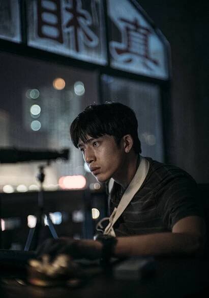 Feng Zhong You Duo Yu Zuo De Yun (2018)