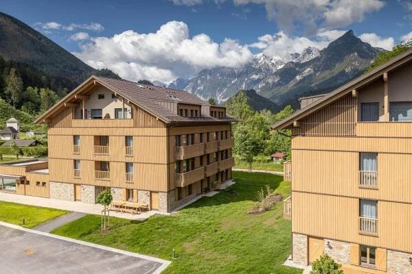 Nespecifikovaný výhled na hory nebo výhled na hory při pohledu z aparthotelu