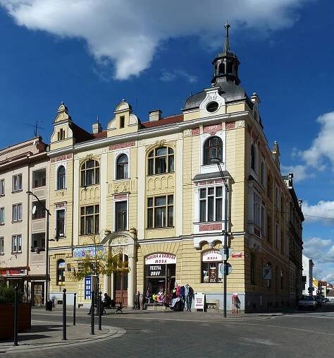 Soubor:ČB, Lannova čp57 (01).jpg