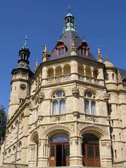 Soubor:Liberec, Severočeské muzeum 05.jpg – Wikipedie