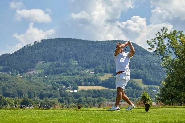 Golf & Ski Resort Ostravice - Royal Angeles Business Golf Club, s.r.o.