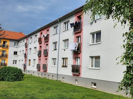 Veľmi pekný slnečný 2-izbový byt v centre Popradu - Realta