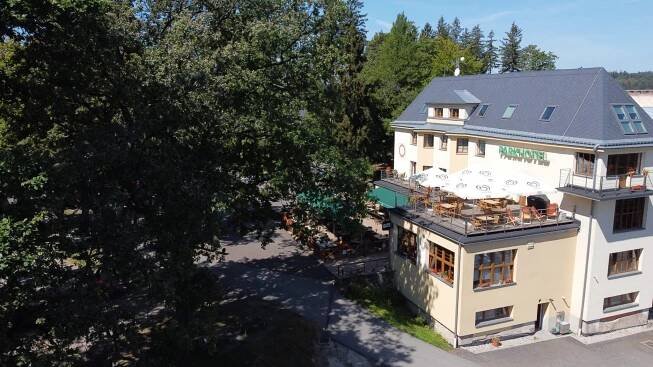 Ubytování, restaurace a sál pro akce | Parkhotel Smržovka