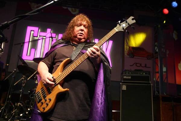 Steve Priest in 2009.