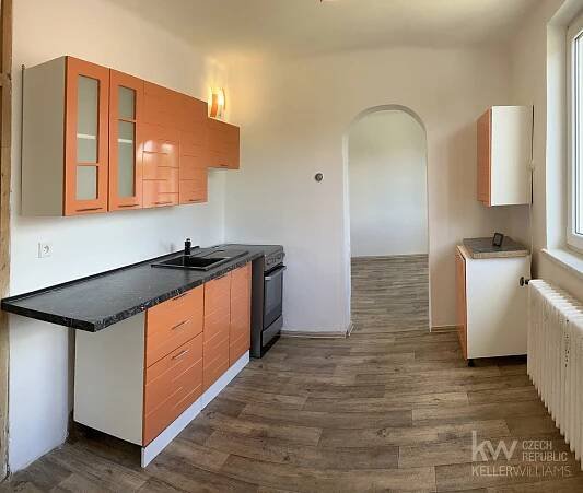 Kuchyně - Pronájem bytu 3+1 61 m², Mojné