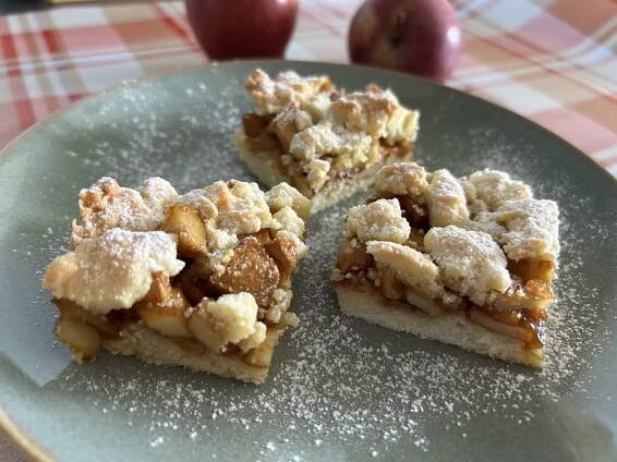 Jablečný koláč s drobenkou - recept, který provoní celý dům