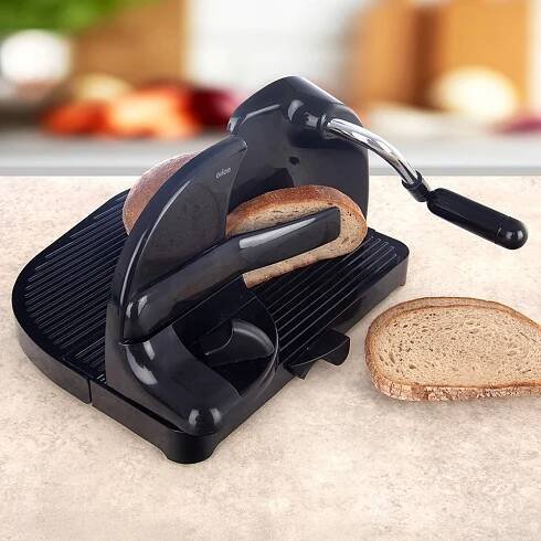 Kráječ na chléb, pečivo, uzeniny, ruční, kompaktní, černý Kód výrobce 5904316492977