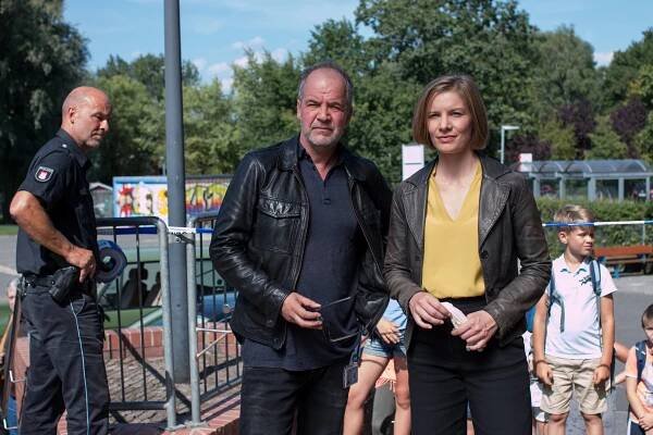 SOKO Hamburg - Unter Lehrern (S03E11) (2021)