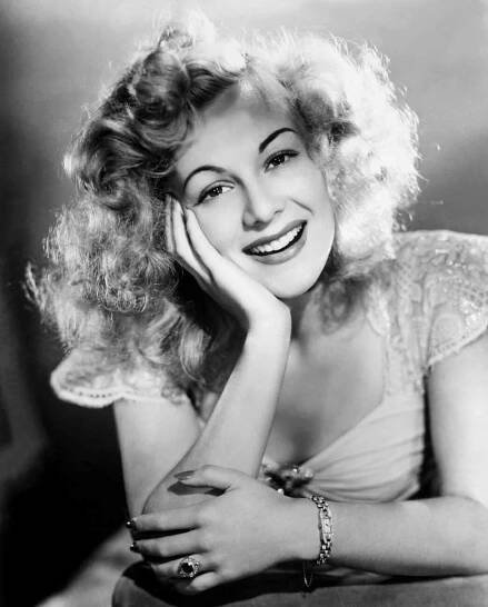 Eva Gabor, 1954.