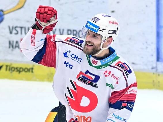 Dynamo Pardubice: Logo a sortiment fanshopu