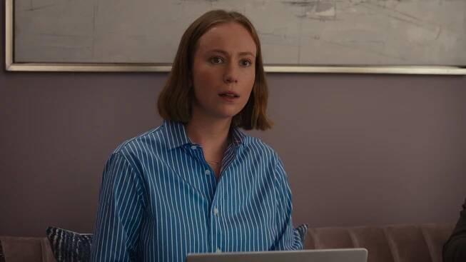 Hannah Einbinder - Comedian, Actress