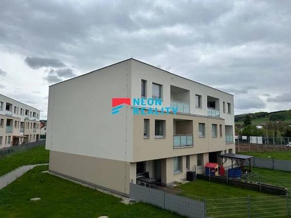 Pronájem Byt 1+kk, V Aleji, Rožnov pod Radhoštěm, okres Vsetín
