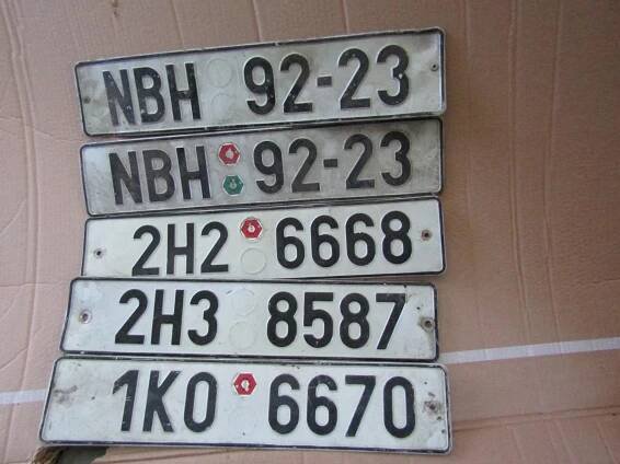 Staré registrační značky, SPZ, Kolín, Nymburk, Hradec Králové.