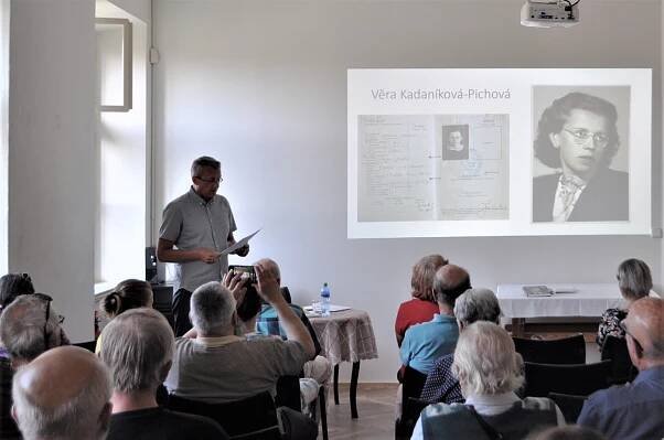 PŘÍSLUŠNÍK STB MIROSLAV PICH-TŮMA | Muzeum Podkrkonoší v Trutnově