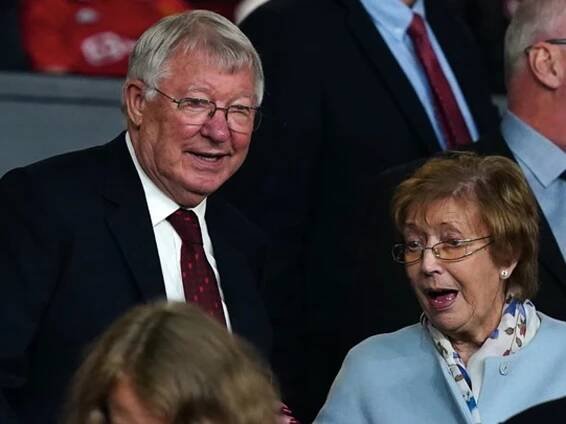Sir Alex Ferguson praises wife Cathy as he reveals ‘she sacrificed everything for me’
