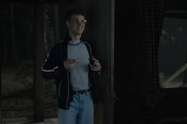 Freddie Stroma - Peacemaker - Musím říkat dveře? - Z filmu
