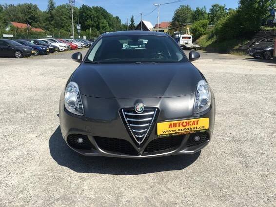Bazar: prodej Alfa Romeo Giulietta hatchback 2.0 JTD-M 125kW/1Maj/ServKniha manuál, ojeté, nafta, barva tmavě šedá metalíza