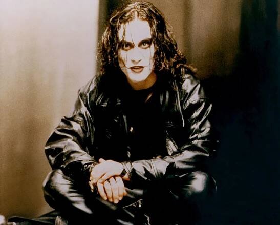 10 Heart-Rending Details Surrounding Brandon Lee, Who Died Due To A Mistake On A Movie Set | Factionary