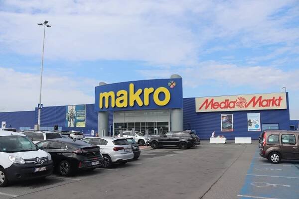 Soubor:Makro-extern-machelen-01.jpg