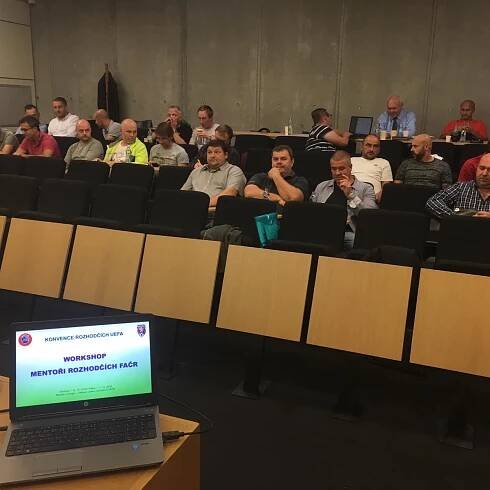 Workshopy mentorů rozhodčích v Olomouci a v Praze