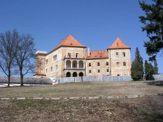 Zámek jak ho koupil B. Vavříček