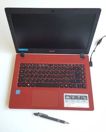 ## Notebook Acer Aspire 1 (14 palců) - TOP STAV - ZÁRUKA - od 1 Kč ##