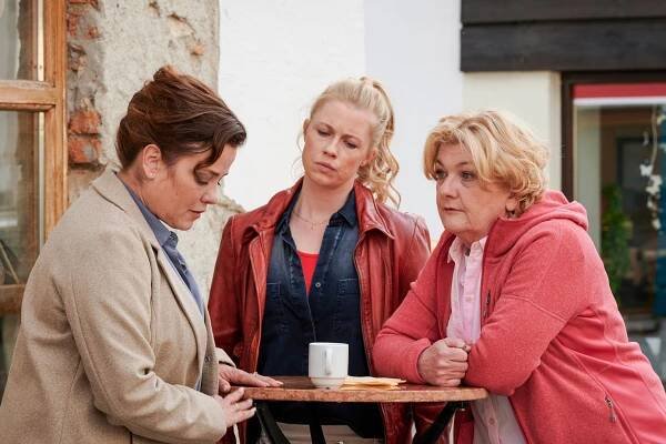 Marie fängt Feuer - Ungewisse Zukunft - Z filmu - Muriel Baumeister, Christine Eixenberger, Saskia Vester