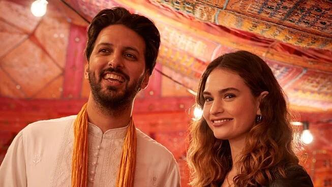 Zoe (Lily James) und Kazim (Shazad Latif) in Whats Love Got to do with it.