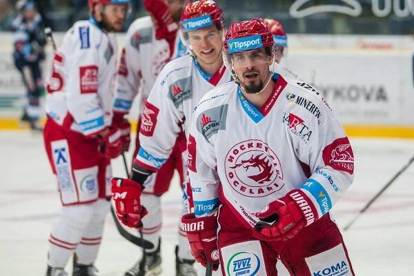 Milan Mikulík ještě v barvách extraligových Ocelářů.