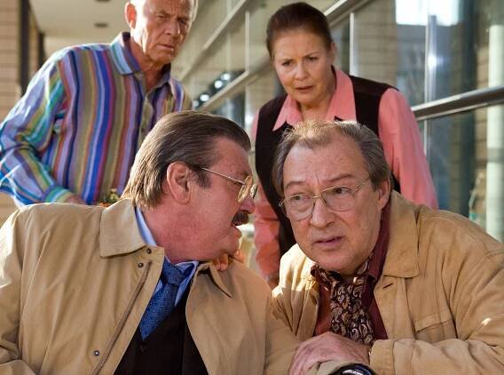 In aller Freundschaft - Geplatzte Träume - Z filmu - Rolf Becker, Wolfgang Winkler, Ursula Karusseit, Jaecki Schwarz