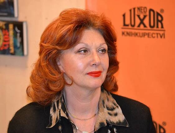 Saskia Burešová