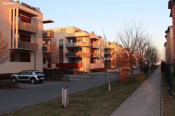 Prodej Byt 2+kk, Rýnská, Praha - Čakovice
