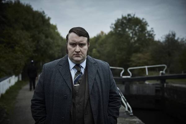 Endeavour - Zenana - Z filmu - Sean Rigby