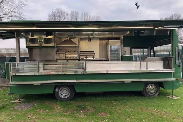 Furgoni per Food Truck - Allestimenti Food Truck -allestimenti e vendita furgoni food truck Vicenza - Allestimenti fugoni
