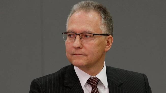 Miloši Zemanovi navzdory: Michal Koudelka pokračuje jako ředitel BIS – eXtra.cz