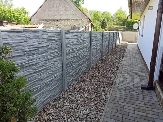 Betonový plot CIHLA OSTRÁ (oboustranný / jednostranný) – Top Beton Zaun