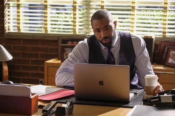 Black Lightning - Zmrtvýchvstání - Z filmu - Cress Williams