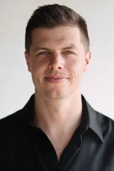 Elliot Wolf