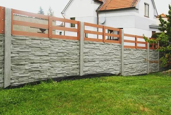 Znáte pět výhod betonového plotu?