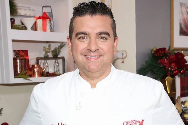 'Cake Boss' star Buddy Valastro recovering after impaling hand in 'terrible' bowling accident